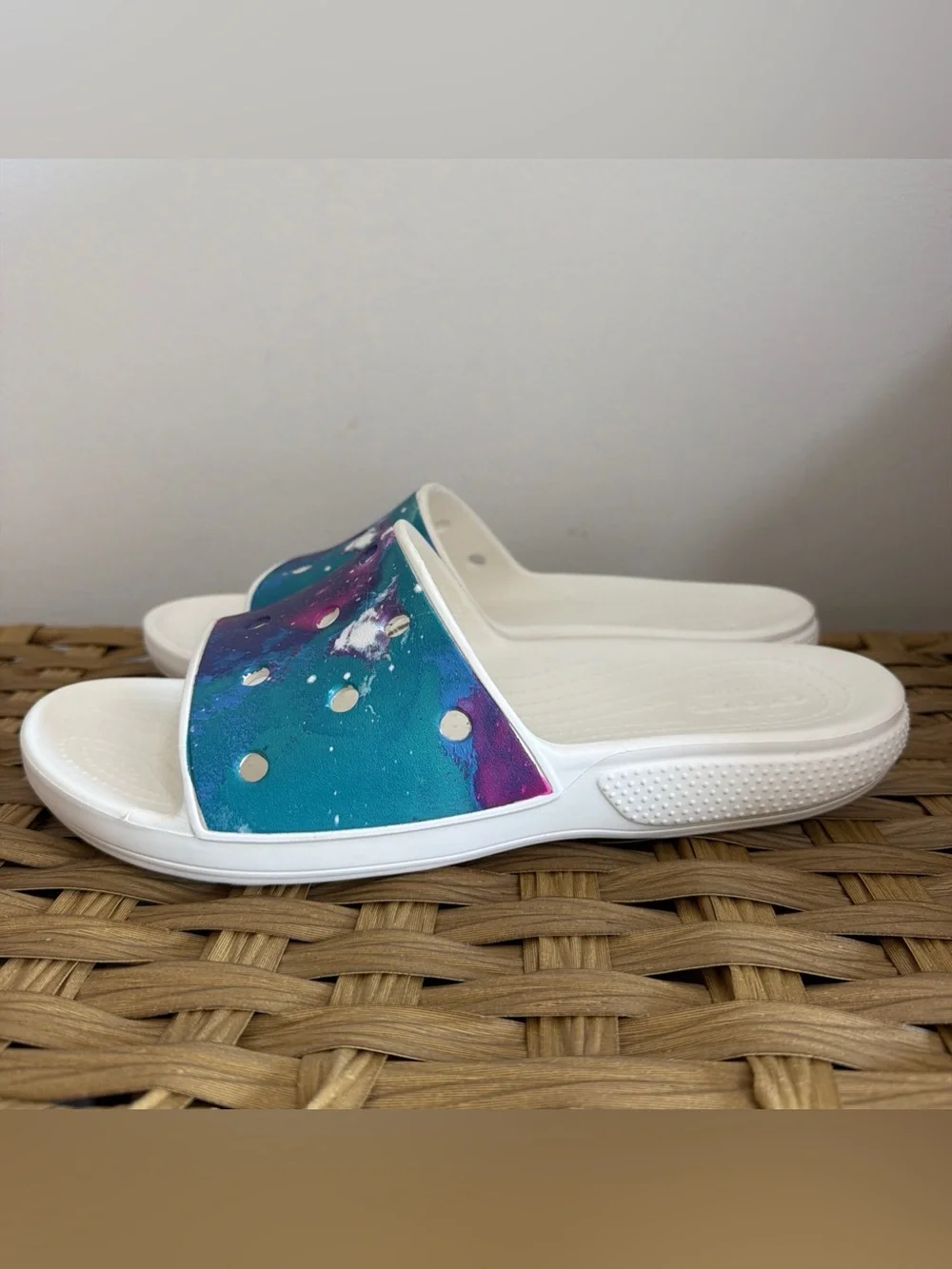 Crocs Classic Out of This World Slides Women’s 12 Men’s 10 Galaxy Cloud Sandal